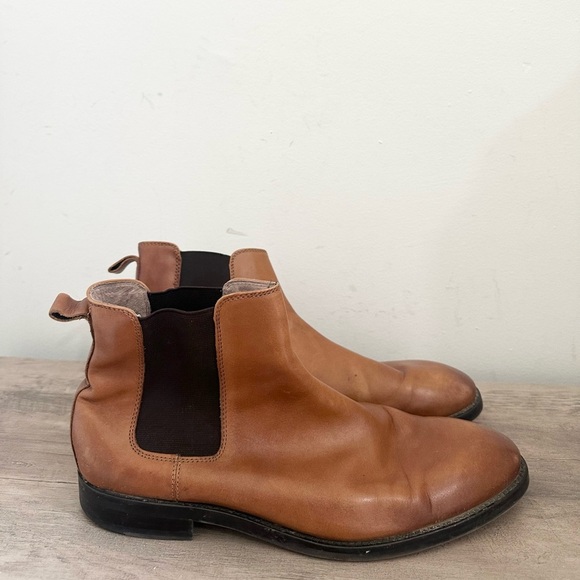 banana republic tan leather boots ankle size 10.5 Louis Chelsea boot - Picture 1 of 6
